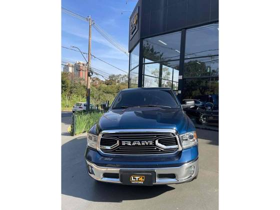 RAM CLASSIC 5.7 V8 GASOLINA LARAMIE CD 4X4 AUTOMÁTICO